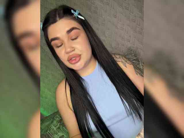 suchka-black- webcam