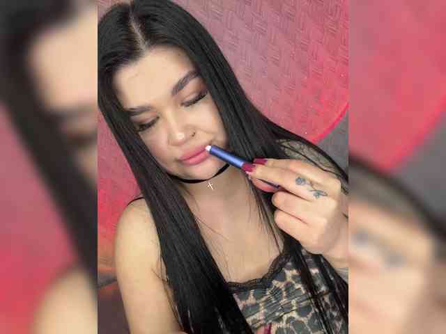 suchka-black- webcam