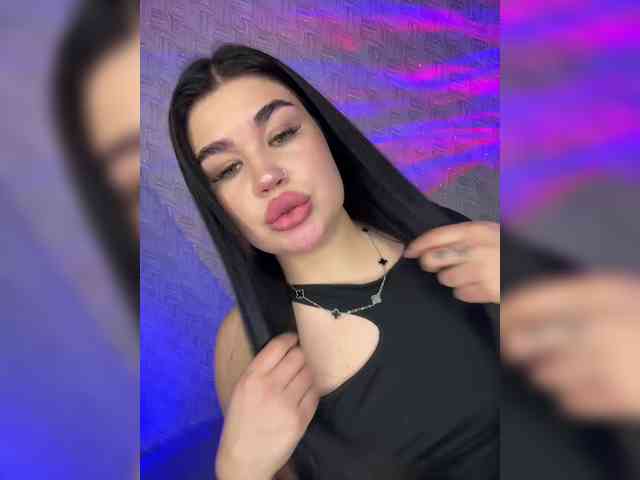 suchka-black- webcam