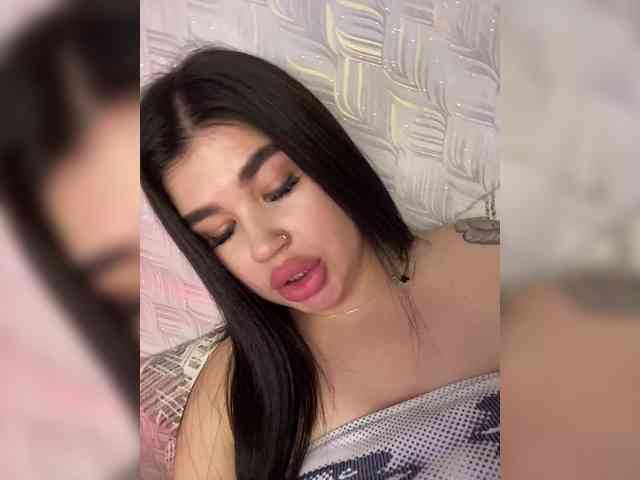 suchka-black- webcam