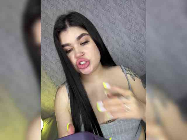 suchka-black- webcam