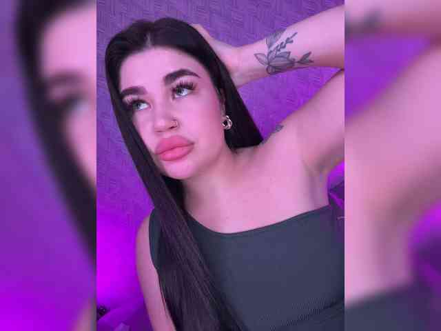 suchka-black- webcam