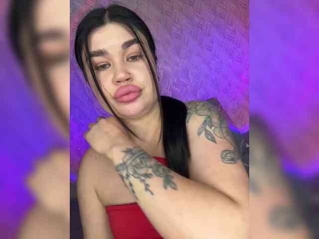 suchka-black- webcam