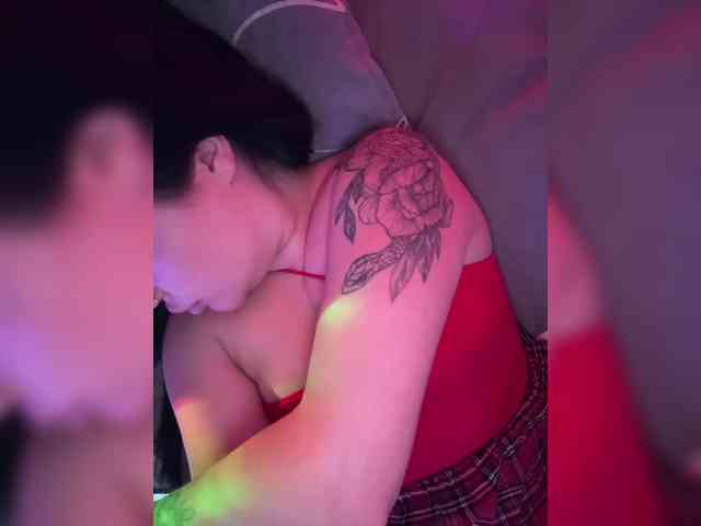 suchka-black- webcam