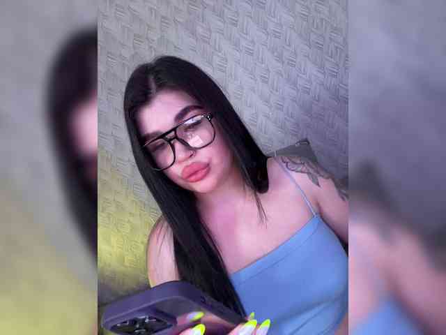 suchka-black- webcam