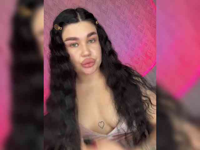 suchka-black- webcam