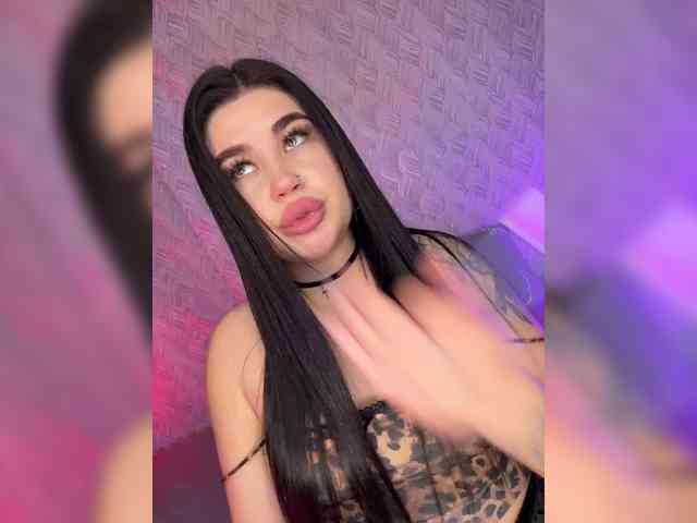 suchka-black- webcam