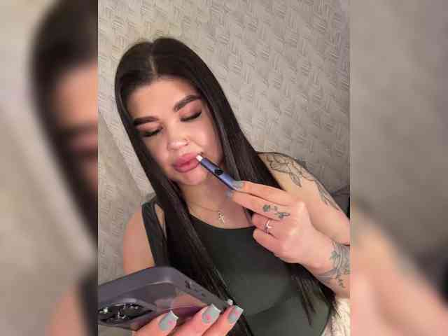 suchka-black- webcam