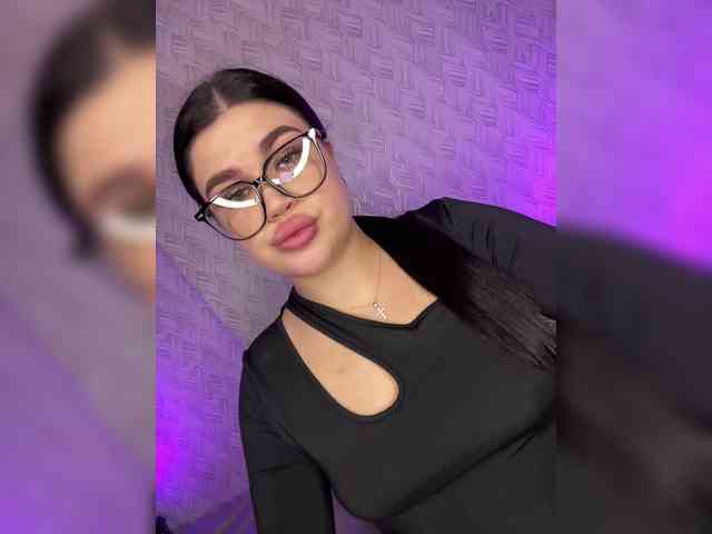 suchka-black- webcam