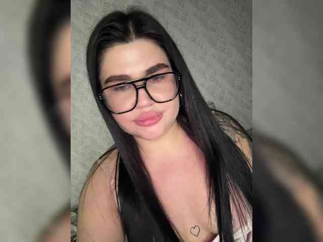 suchka-black- webcam