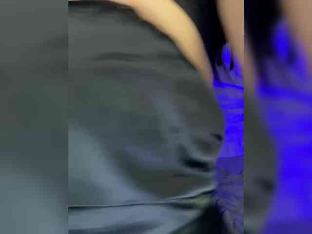 suchka-black- webcam