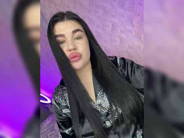 suchka-black- webcam