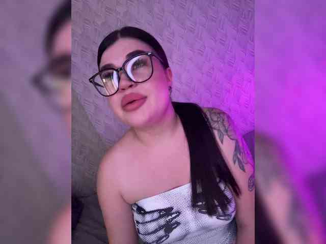 suchka-black- webcam