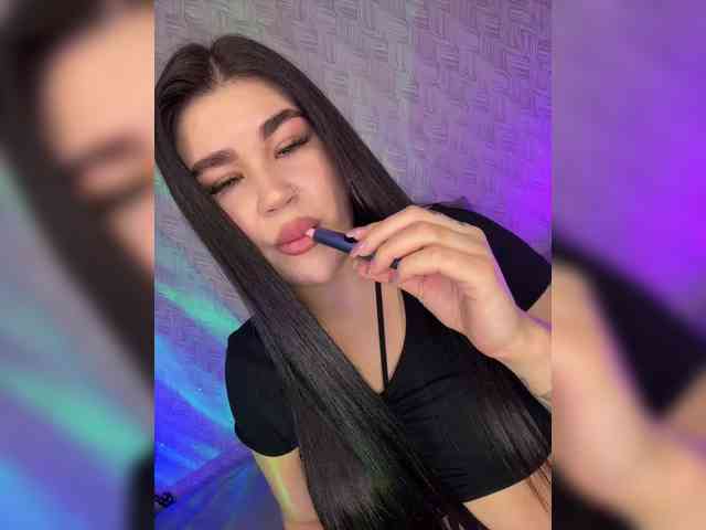 suchka-black- webcam