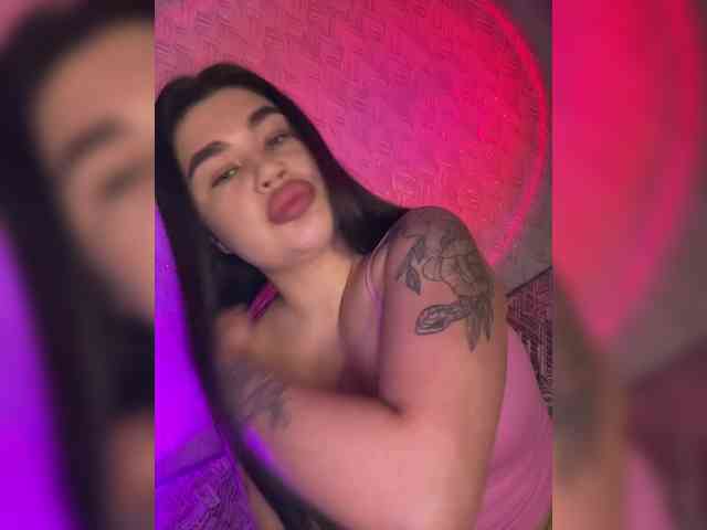 suchka-black- webcam