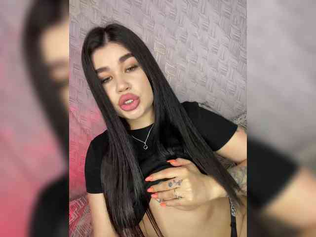 suchka-black- webcam
