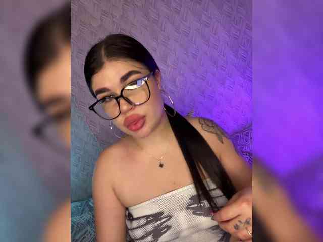 suchka-black- webcam