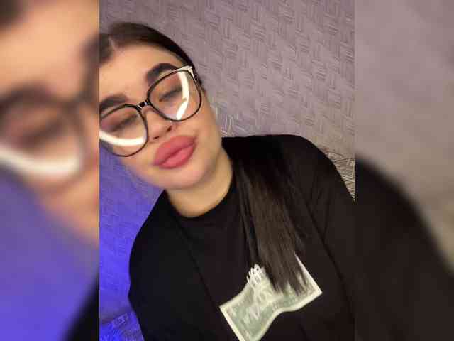 suchka-black- webcam