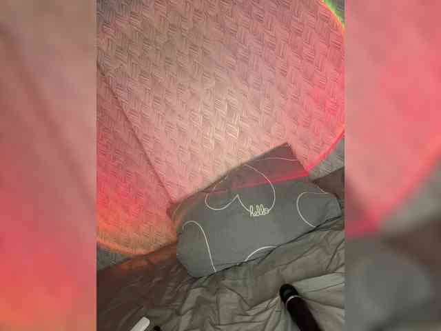 suchka-black- webcam