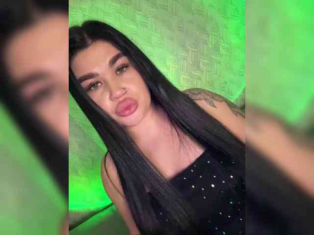 suchka-black- webcam