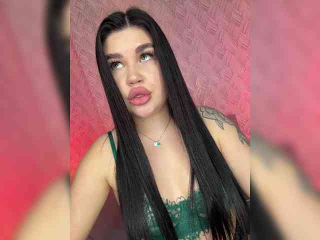 suchka-black- webcam