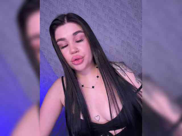 suchka-black- Live Webcam on BongaCams