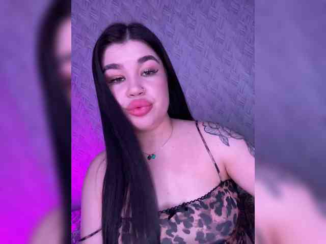 suchka-black- webcam