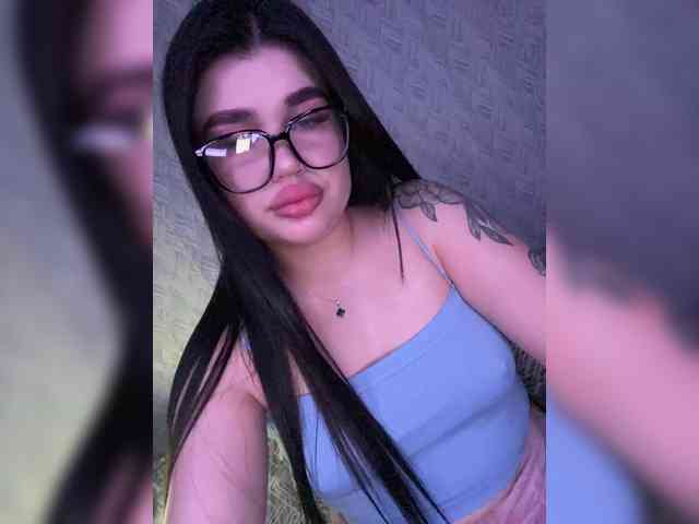 suchka-black- webcam