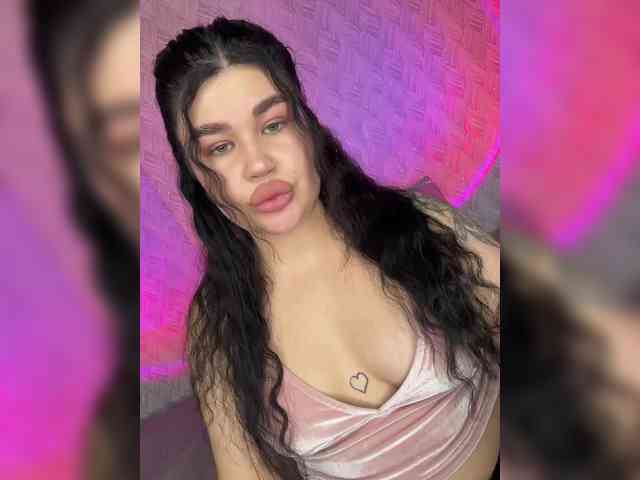 suchka-black- webcam