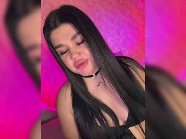 suchka-black- Live Webcam on BongaCams