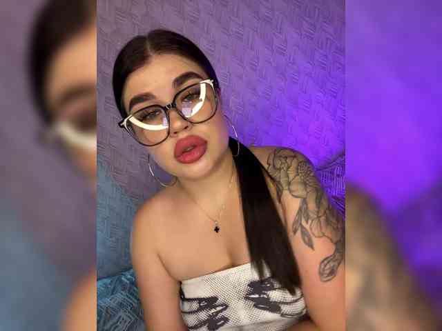 suchka-black- webcam