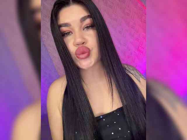 suchka-black- webcam