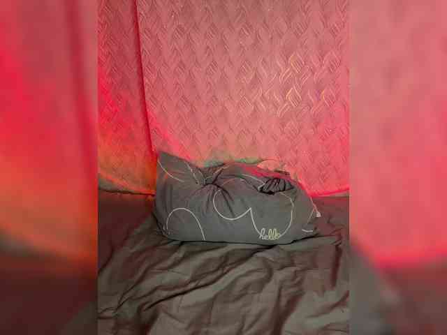 suchka-black- webcam