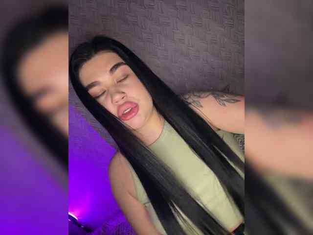 suchka-black- webcam