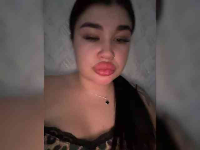 suchka-black- webcam
