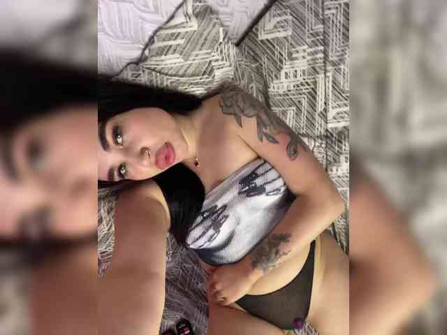 suchka-black- webcam