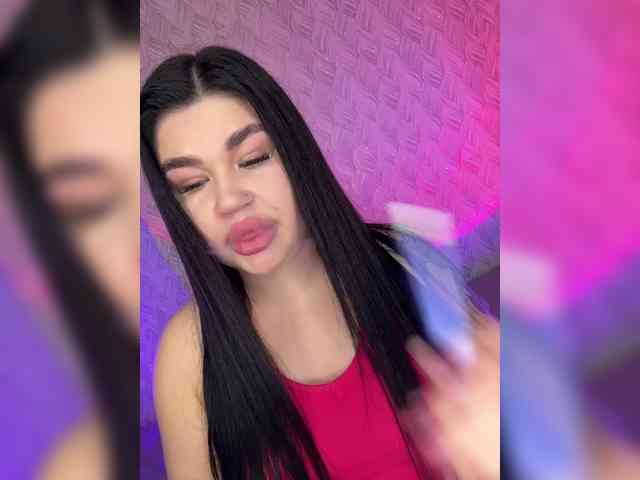 suchka-black- webcam