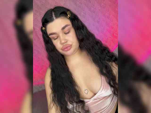 suchka-black- webcam