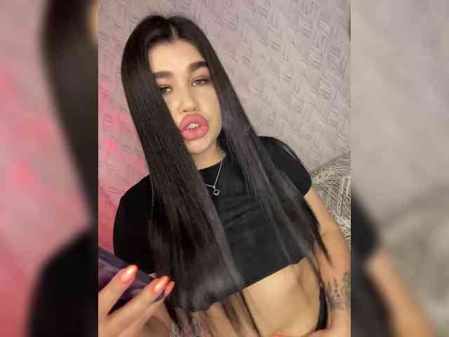 suchka-black- webcam