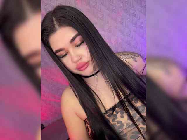 suchka-black- webcam