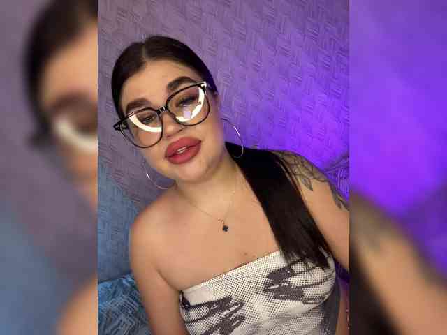 suchka-black- webcam