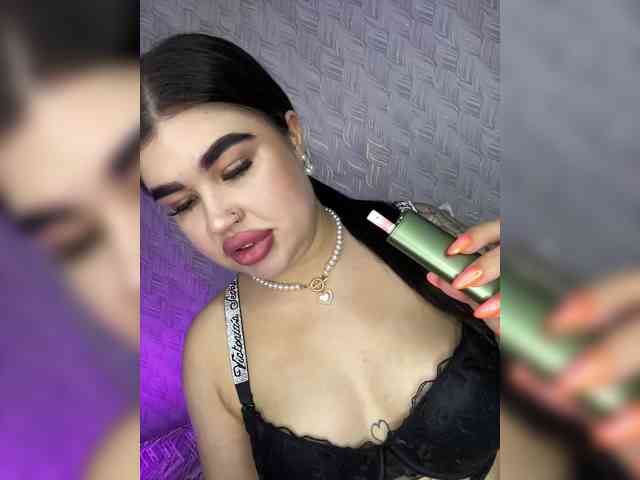 suchka-black- webcam