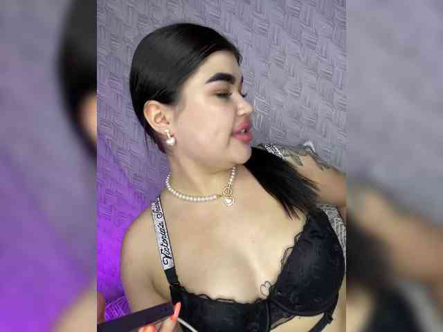 suchka-black- webcam