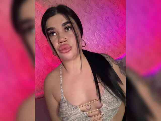 suchka-black- webcam