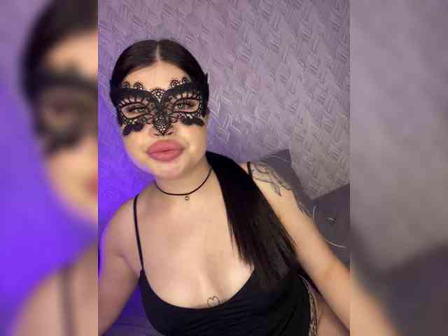 suchka-black- webcam