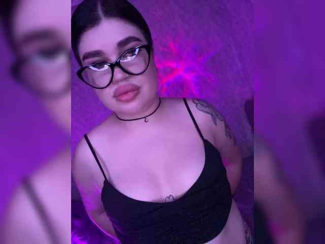 suchka-black- webcam