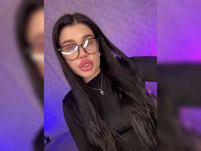 suchka-black- webcam