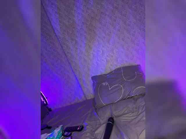 suchka-black- webcam