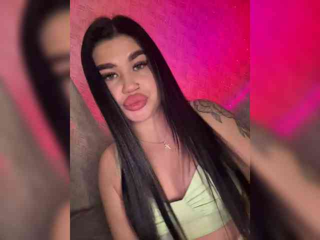 suchka-black- webcam