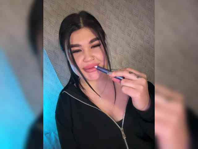 suchka-black- webcam